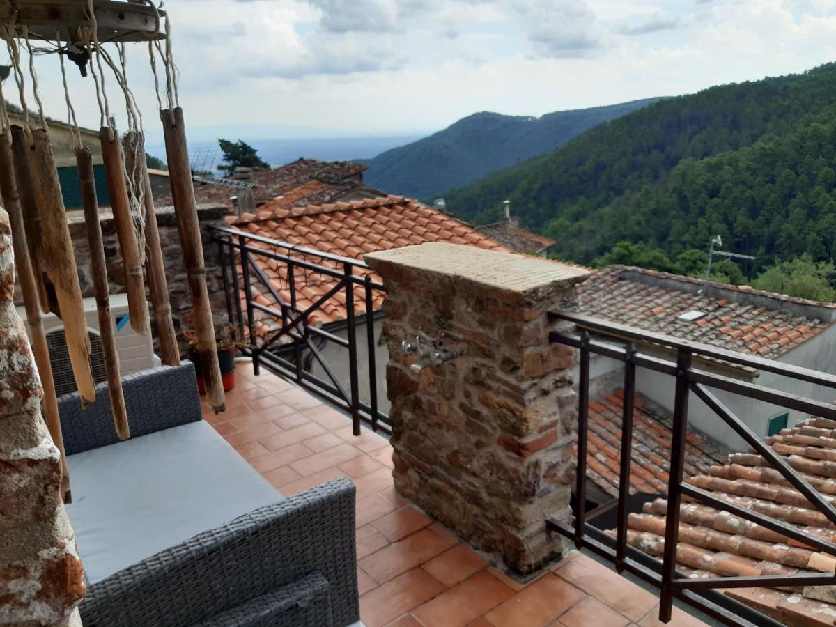 Attic With Balcony At Locanda Del Capo Capannori Zewnętrze zdjęcie